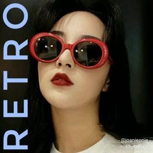 Red retro round sunglasses